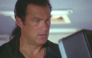 A lenda Steven Seagal está na tela!